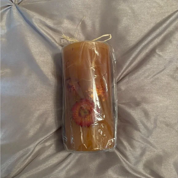 Pillar candle - Picture 3 of 5